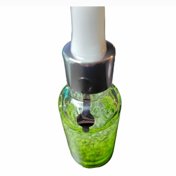 NEW Skin Inc My Daily Dose of Armour Full Size NIB NEW IN BOX - Picture 3 of 13